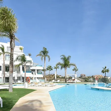 Vivi Homes - Palmera Pool, Sauna, Gym & *