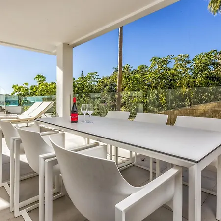 דירה Vivi Homes - Palmera Pool, Sauna, Gym & El Faro