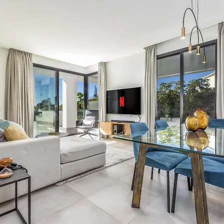 Appartement Vivi Homes - Palmera Pool, Sauna, Gym &