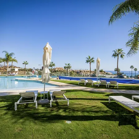 Appartement Vivi Homes - Palmera Pool, Sauna, Gym & El Faro