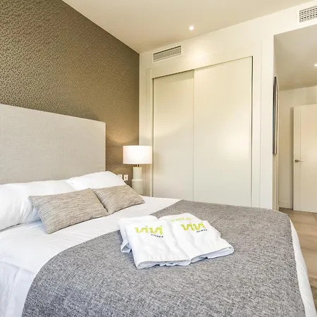 Vivi Homes - Palmera Pool, Sauna, Gym & Appartement